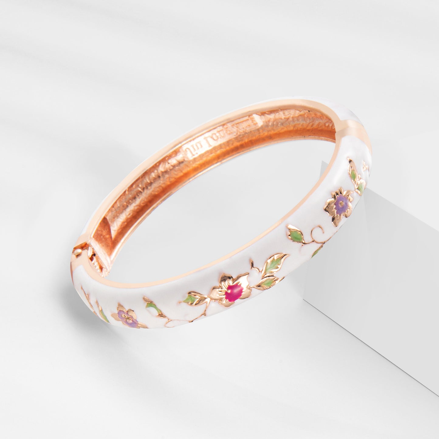 Darcy Cloisonne White Dripping Enamel Opening National Bracelet