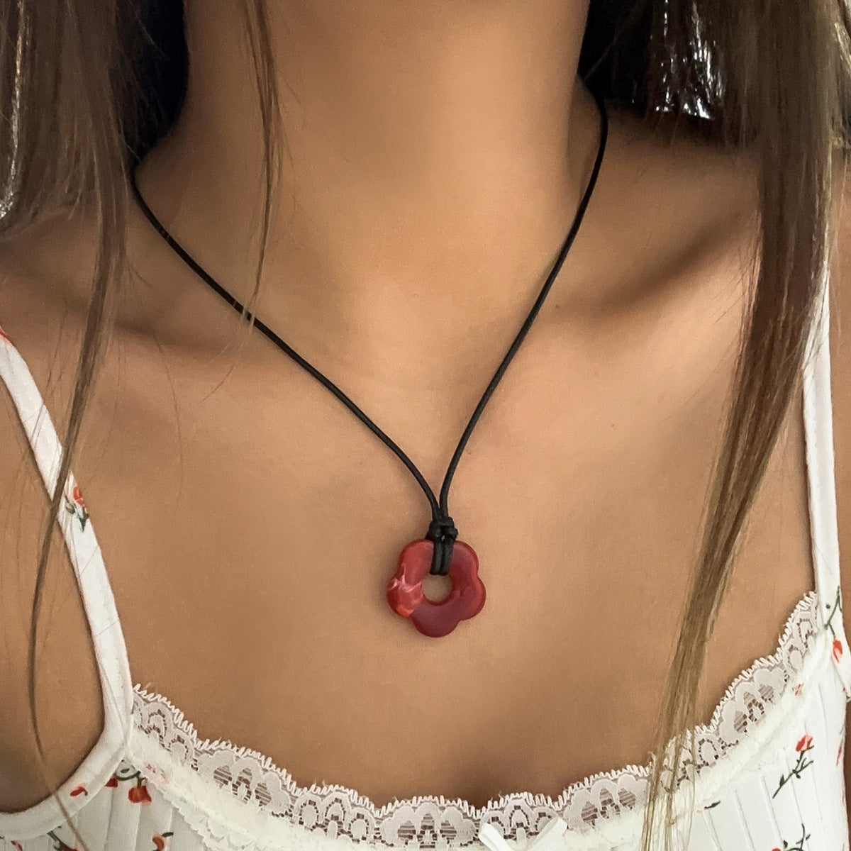 Style Niche Design Flower Wax Line Necklaces