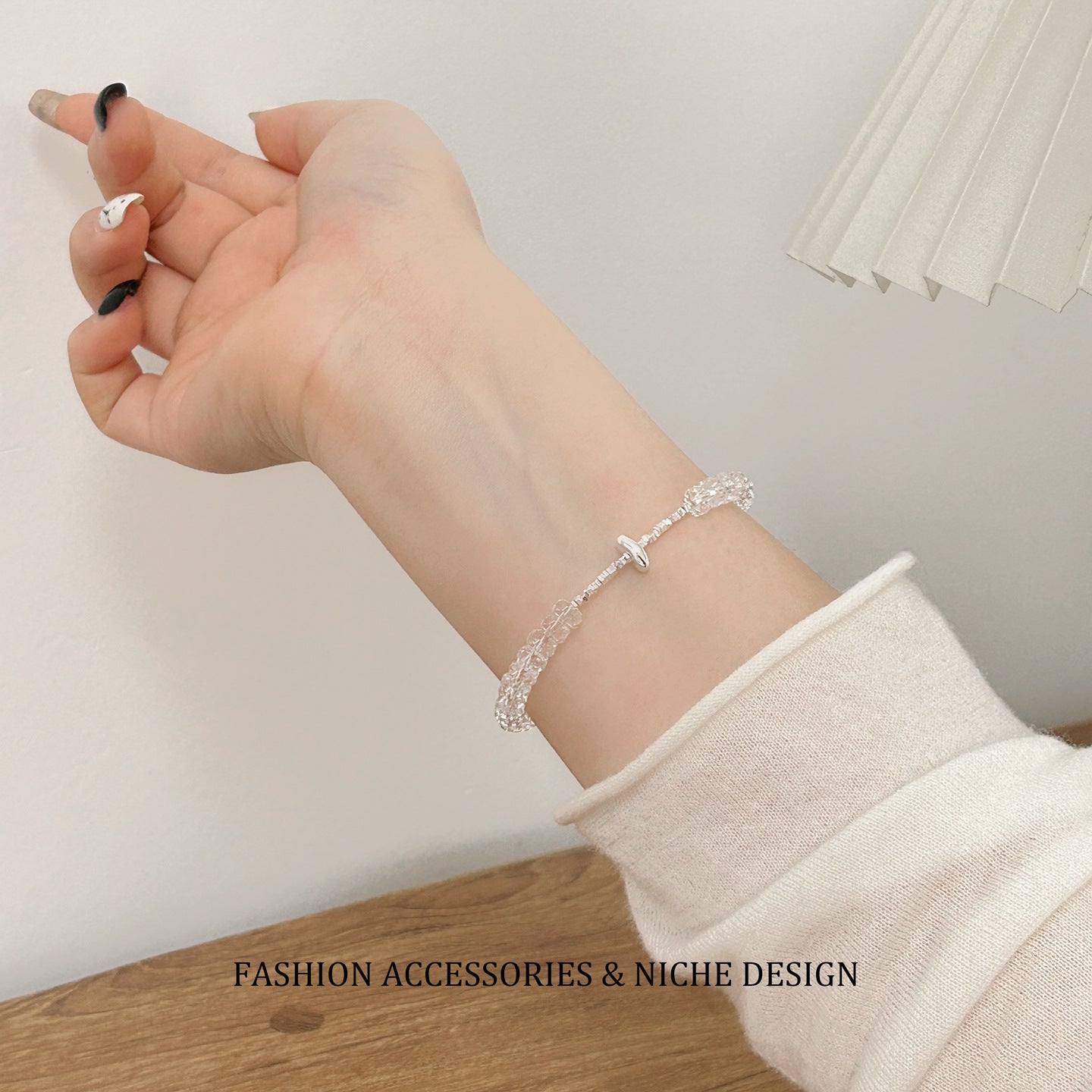Pieces Of Sier White Crystal Fashion Simple Design Versatile Light Bracelet