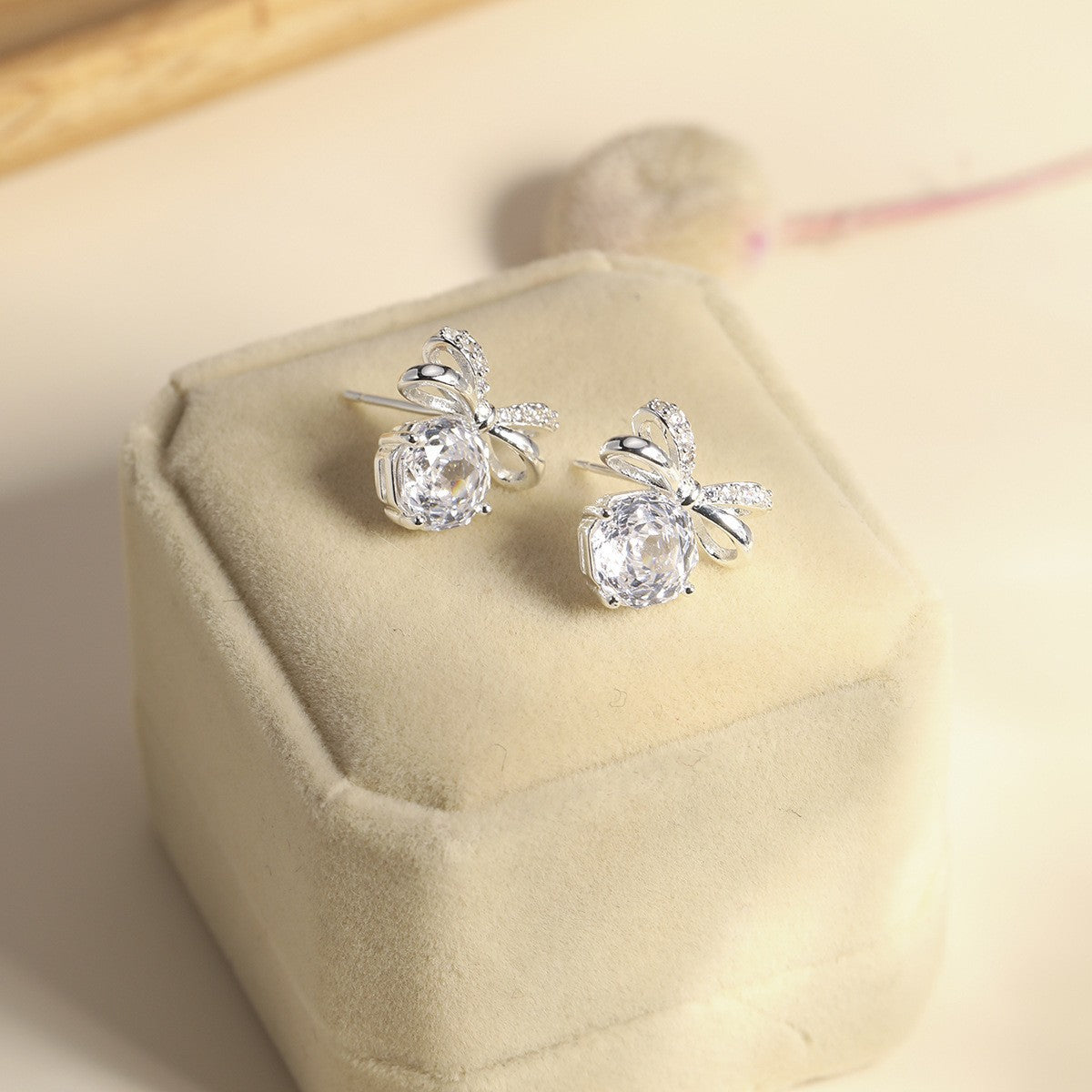 Pearl Colorful Zircon Female Fresh Temperament Stud Earrings