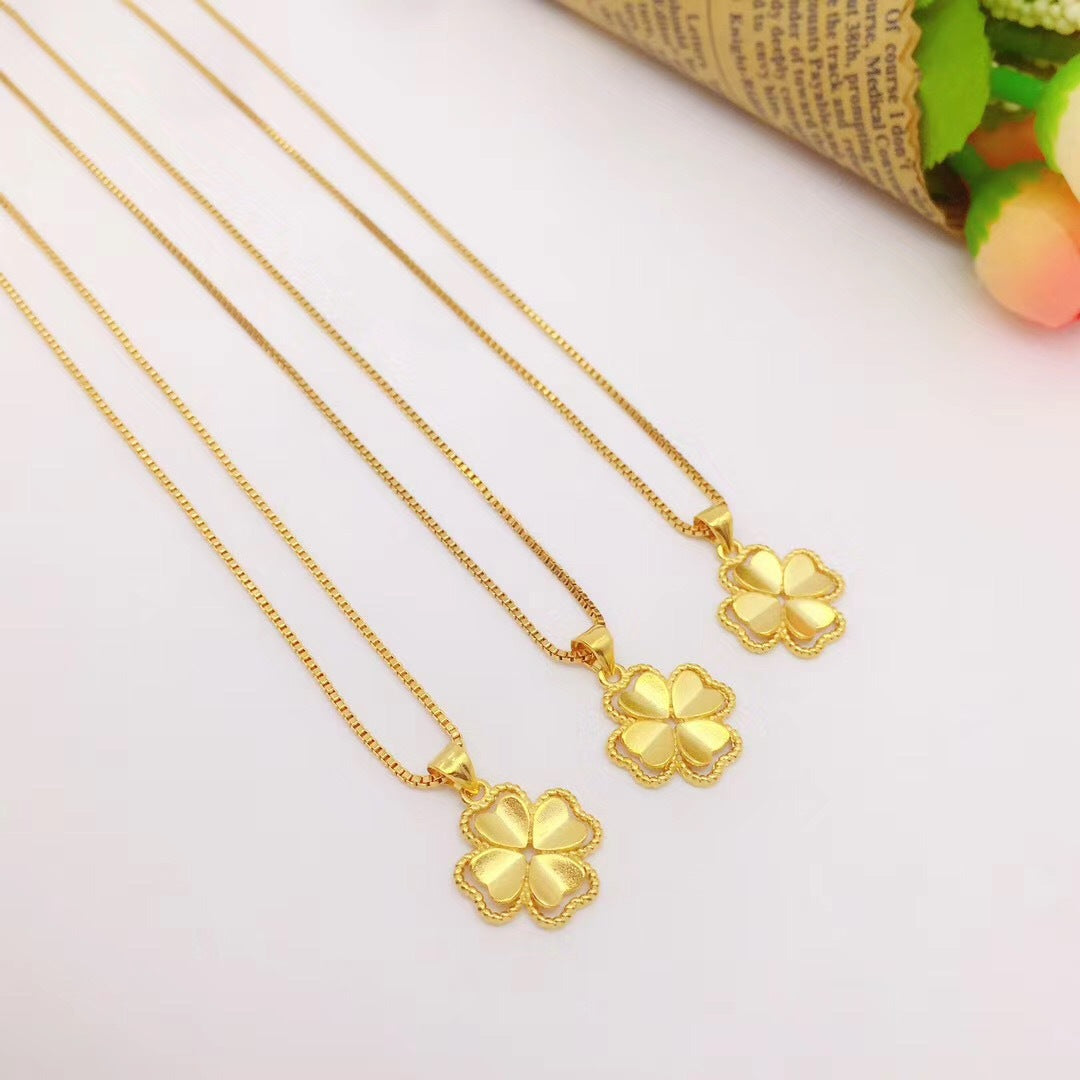 Women's Placer Gold Clover Brass Plated Fashion Love Female Necklace