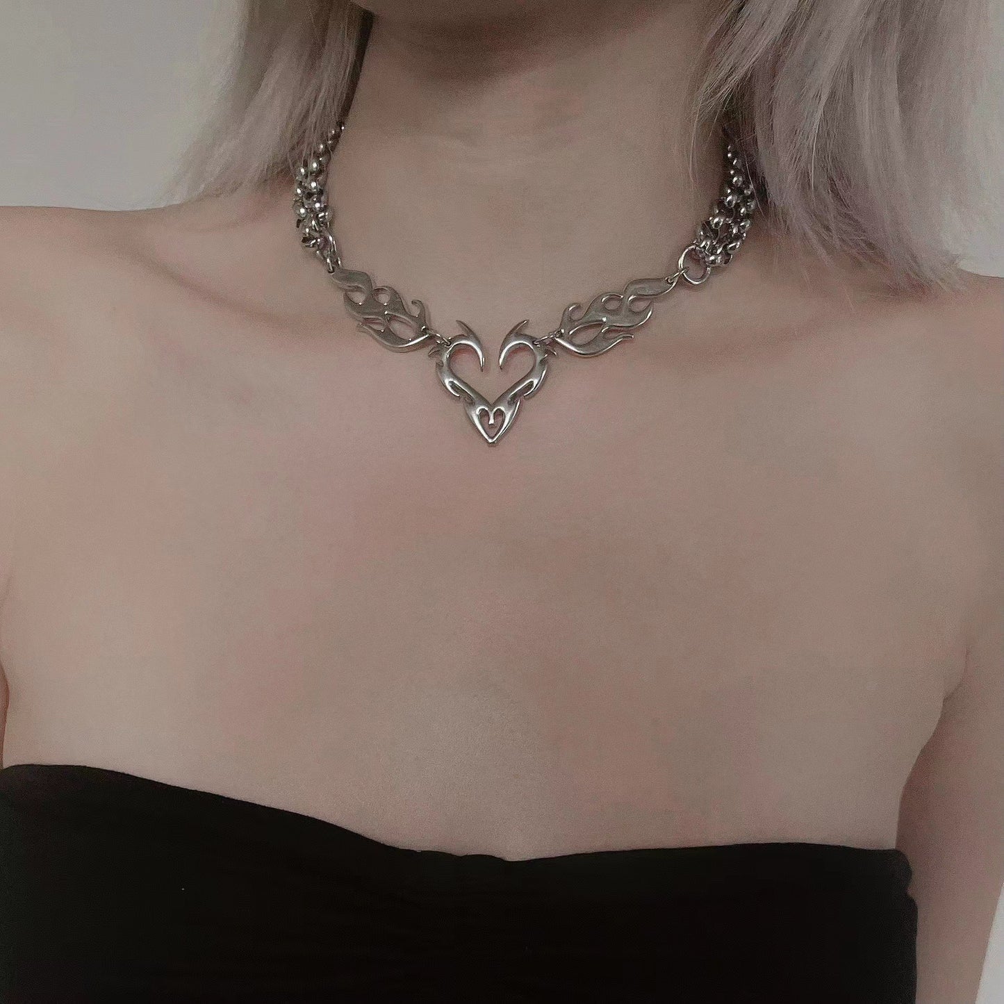 Women's & Men's Hollow Flame Totem Love Street Personalized Clavicle Chain Necklaces