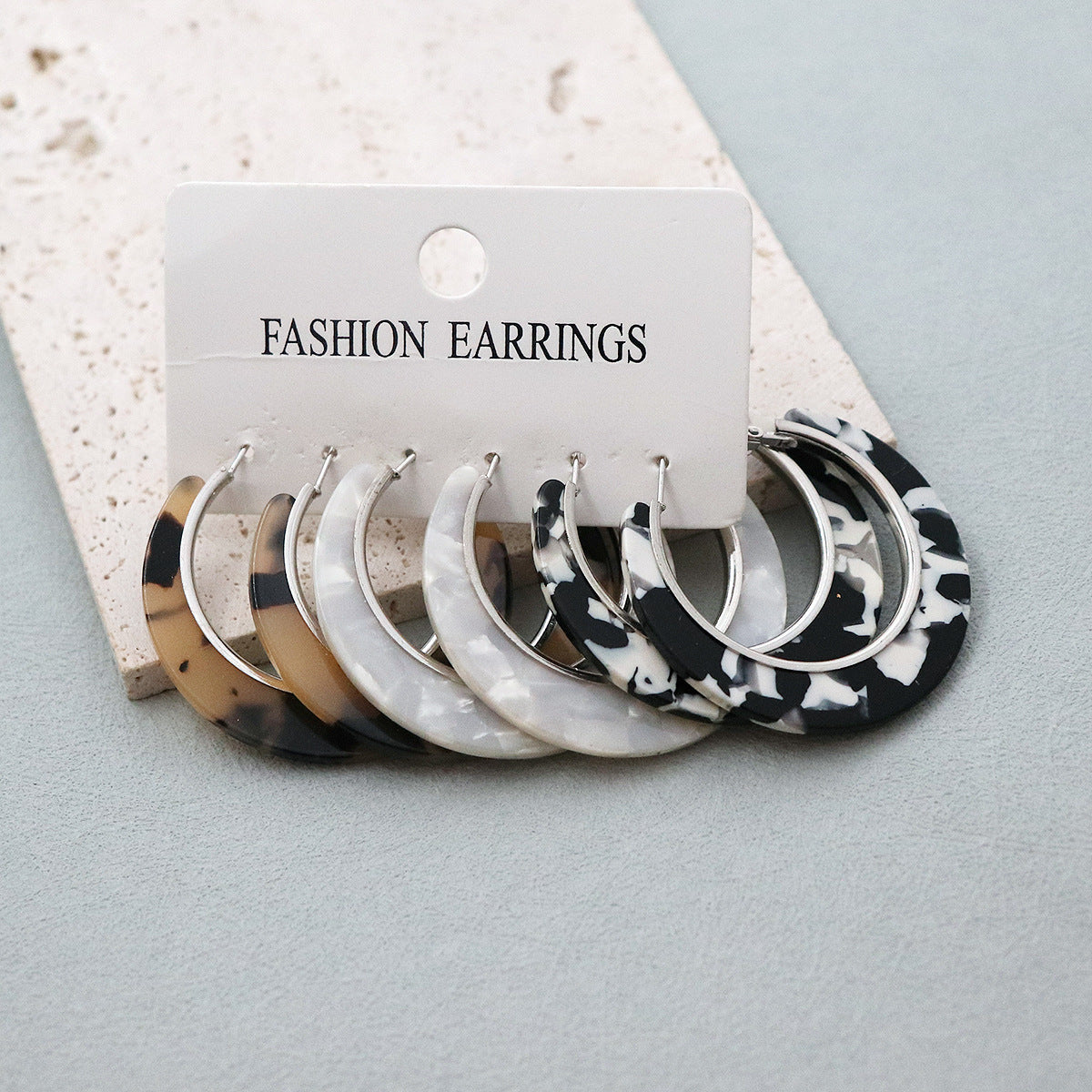 Cellulose Acetate Sheet Shaped Round Female Exaggerated Face Small Earrings