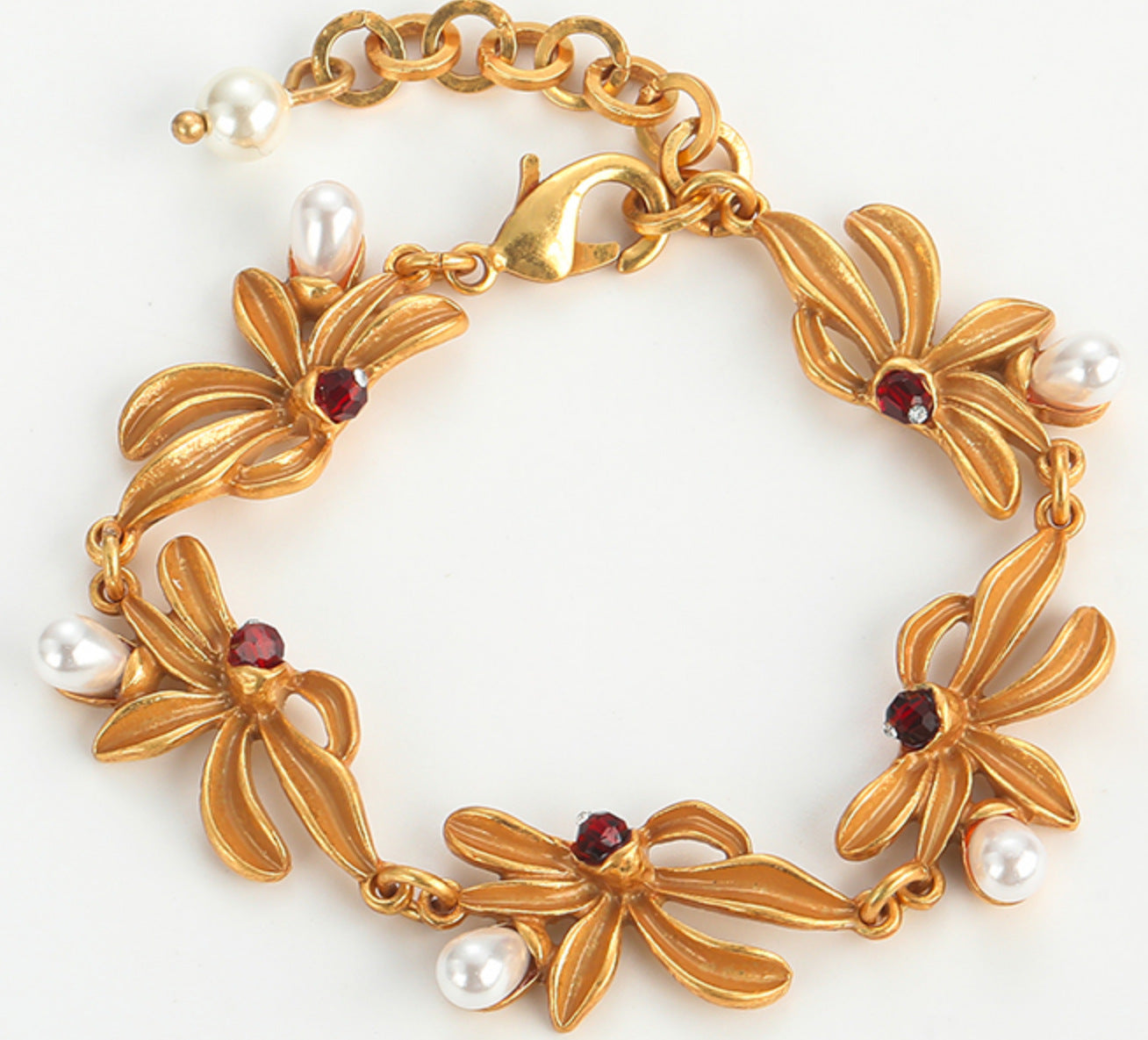 Women's Vintage Summer Light Luxury High-grade Bracelets