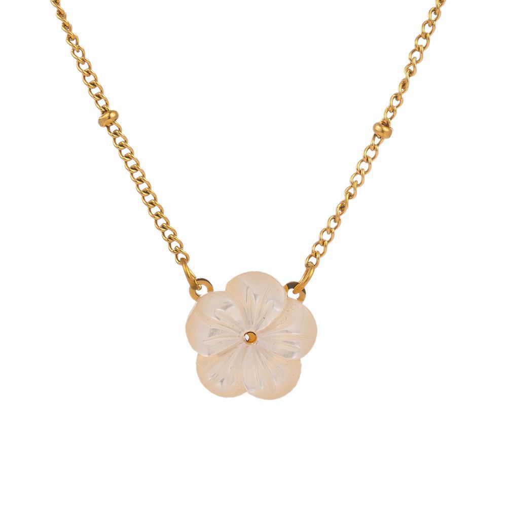 Women's Beautiful Flower Titanium Steel Fashionable High-grade Clavicle Chain Does Not Jewelry Set