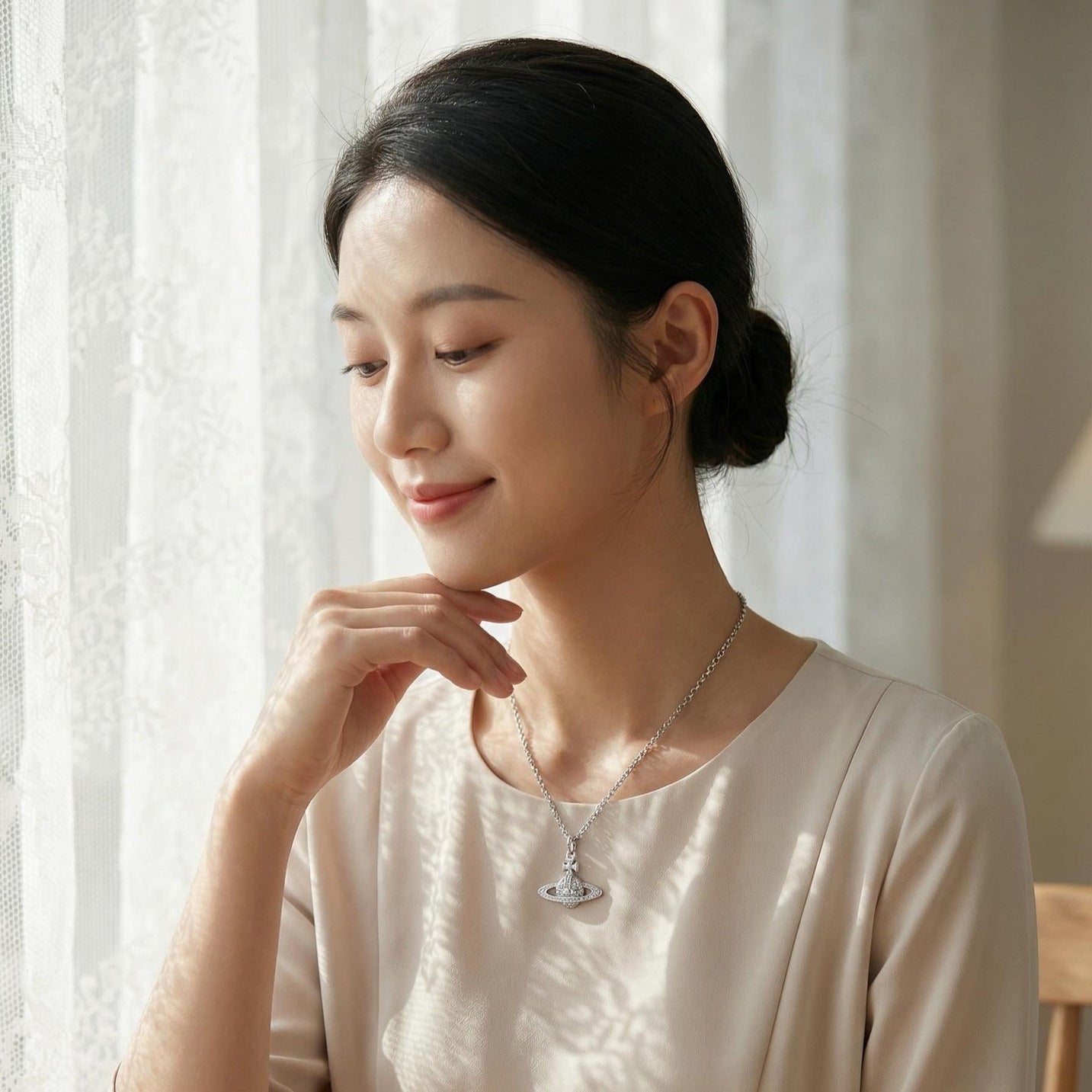 Flat Saturn Female Classic Planet Chain Necklaces