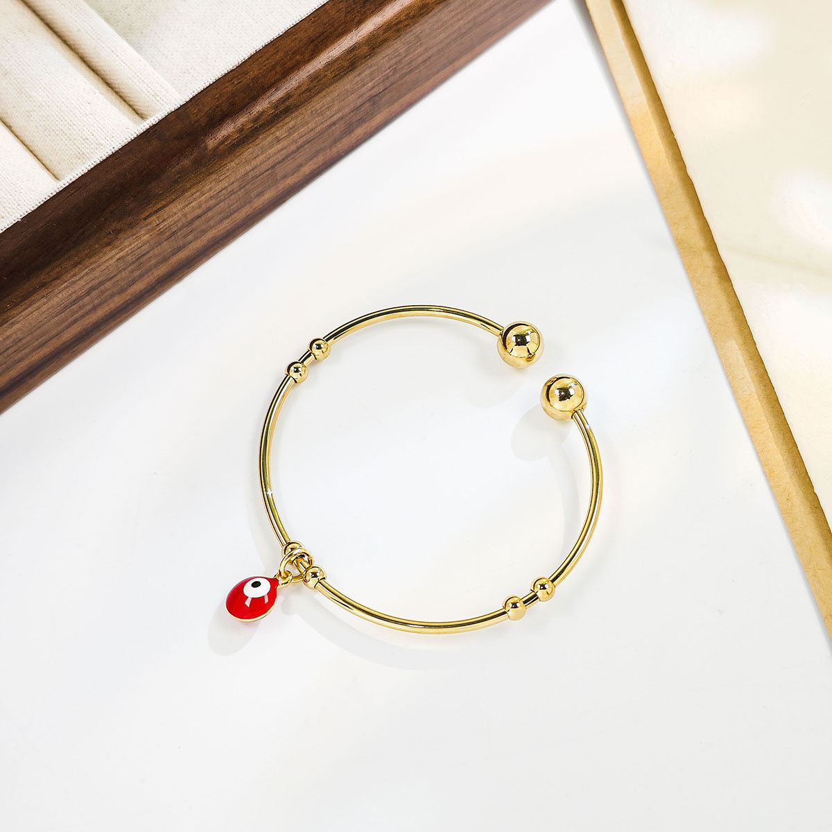 Women's Retro Personalized Devil's Eye Fashionable Elegant High-grade Open Stainless Steel Bracelet