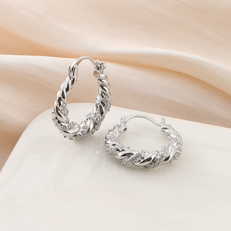 Twist One-piece Spiral Light Luxury Zircon Rings