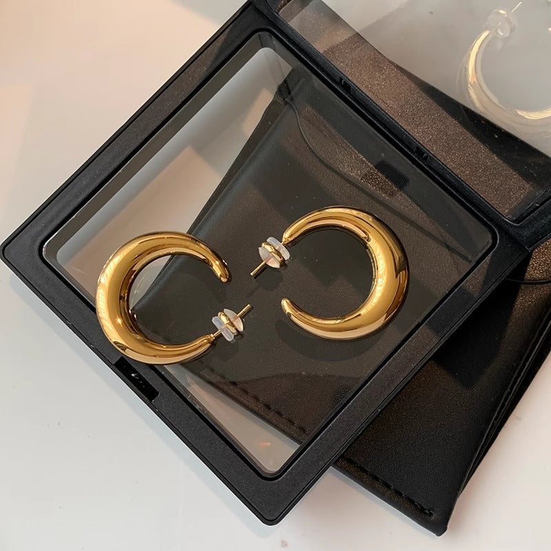 Women's Sier Shaped Big Ear Niche Design Advanced Light Luxury Bracelets