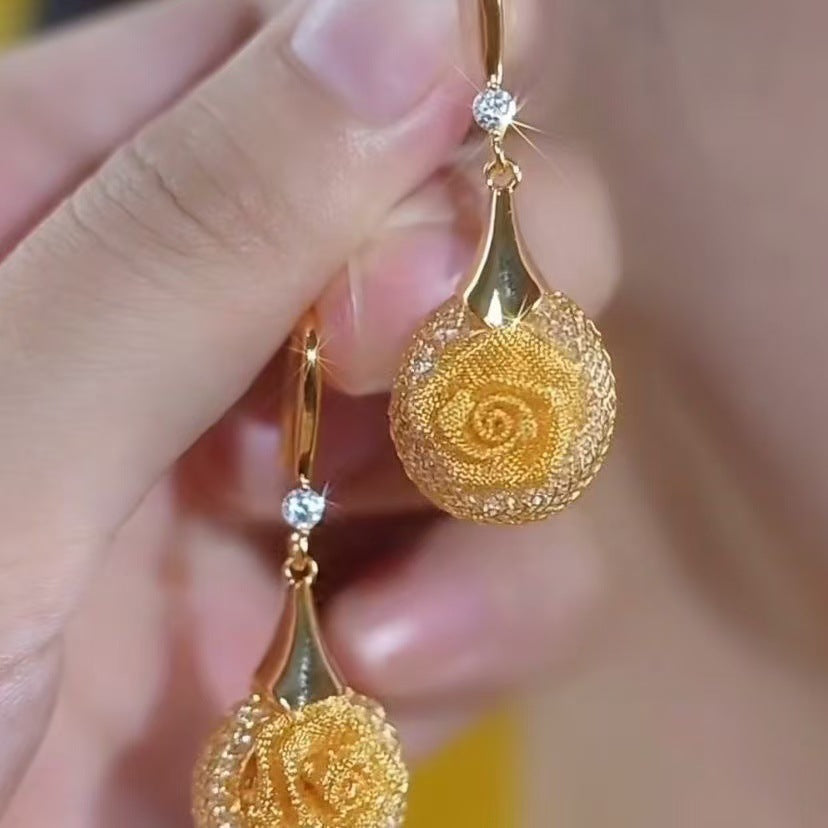 Women's Fashionable Elegant Rose Light Luxury High-grade Earrings