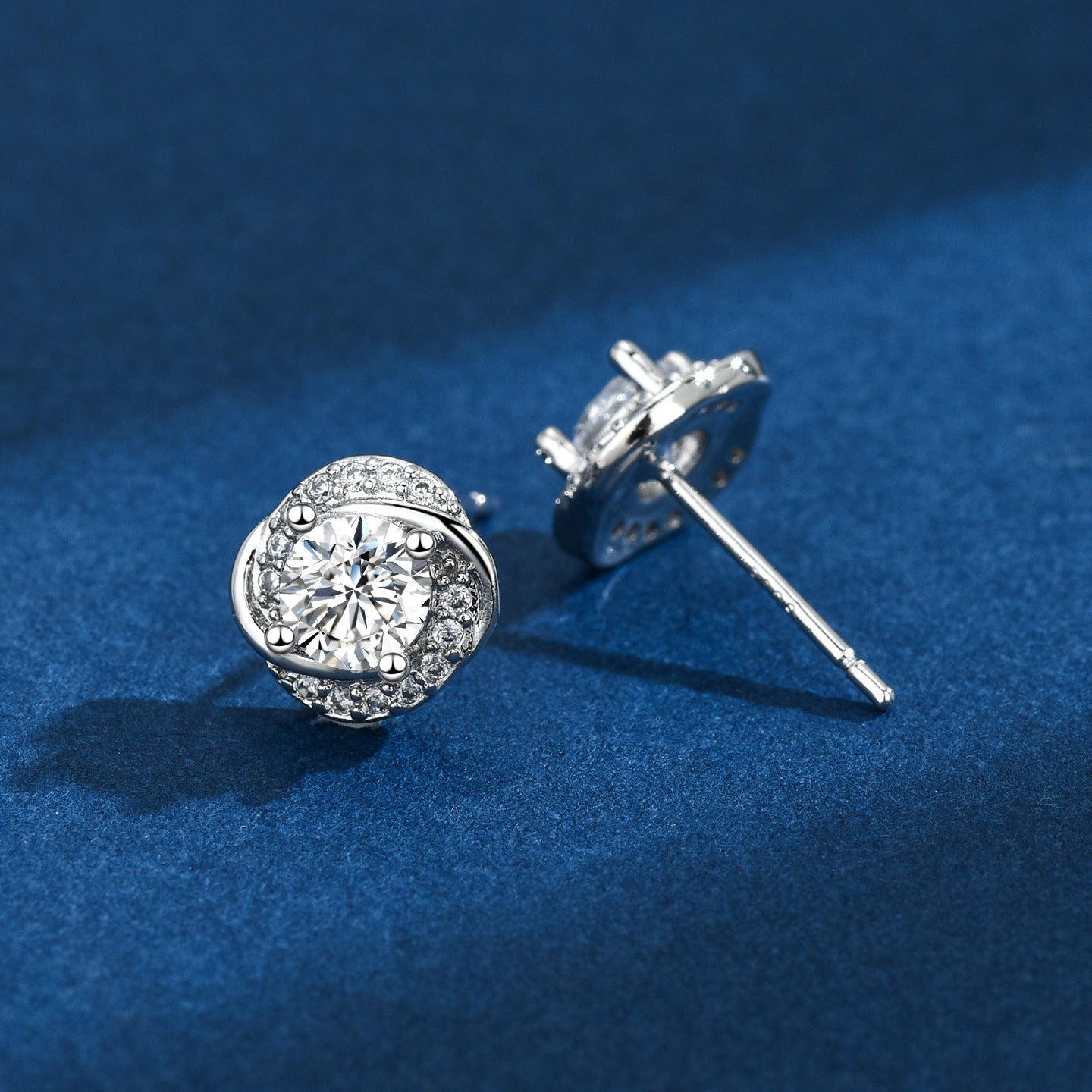 Women's Four Leaf Clover Ear Full Diamond Series Earrings