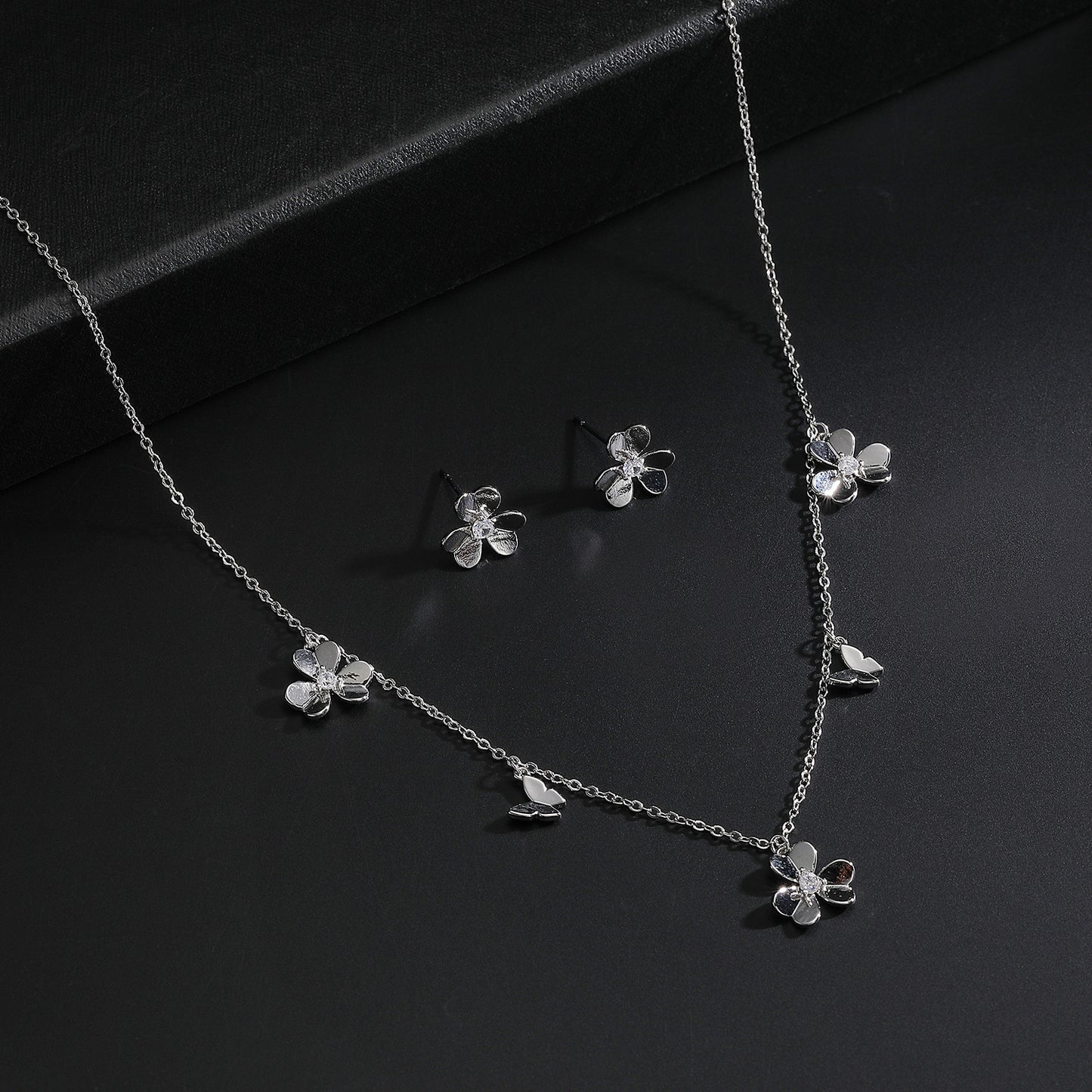Copper Plated Gold Combination Fashion Versatile Jewelry Set