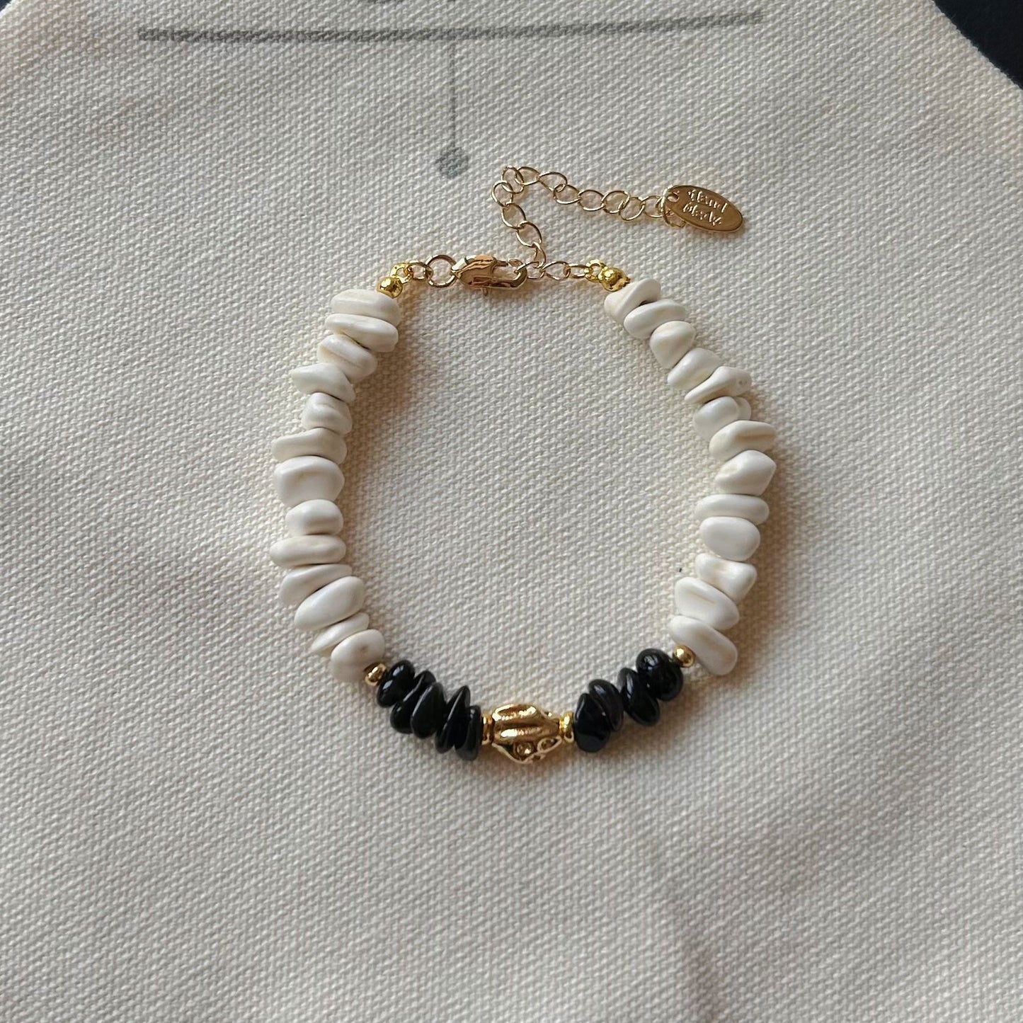 Summer Personality White High-grade Light Luxury Bracelets