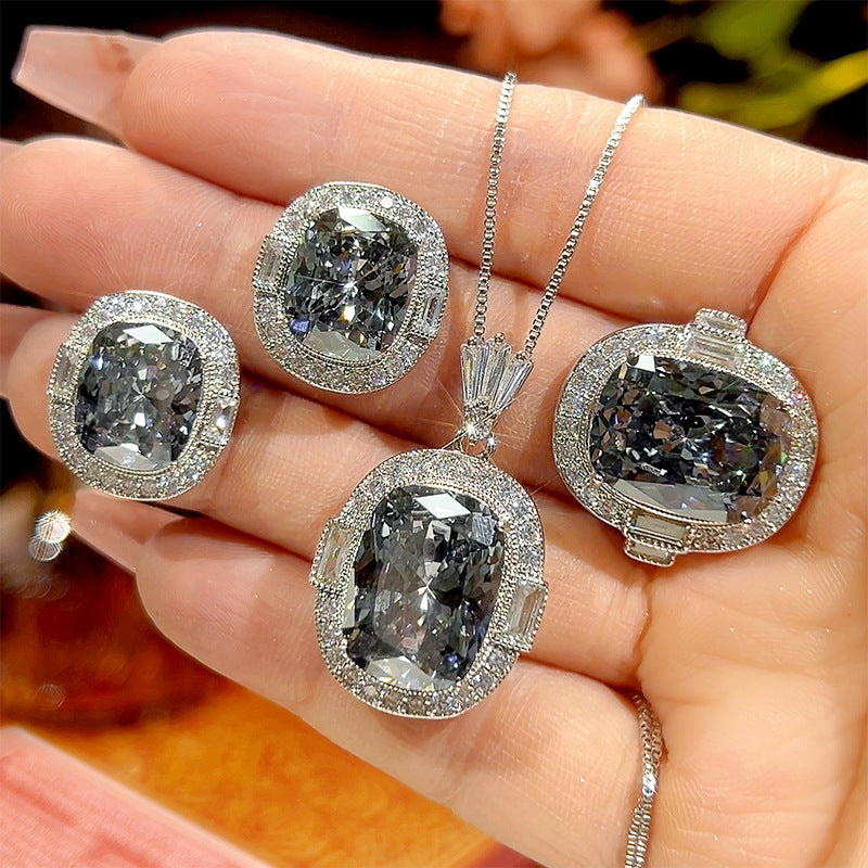 Sole Gold-plated Bird's Nest Cut Black Gray Jewelry Set