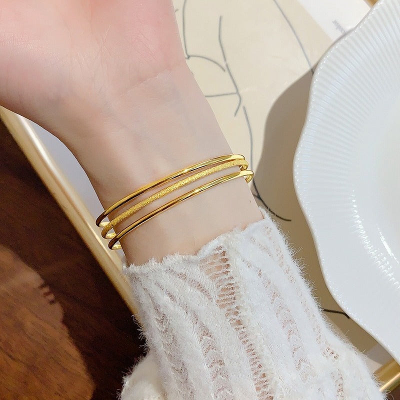 Simple High Sense Finishing Polish Imitation Gold Heritage Does Not Bracelets