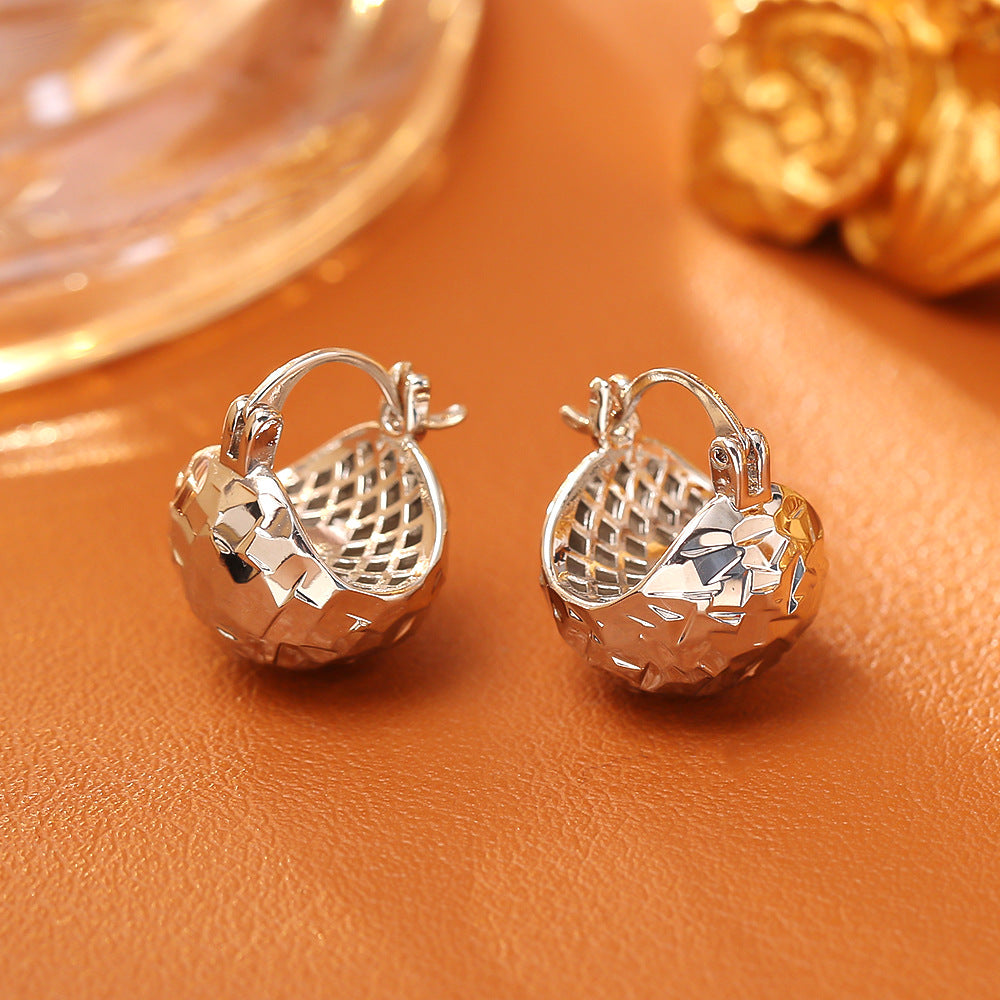 Mush Ice High-grade Fashion U-shaped Copper Plated Real Gold Design Earrings