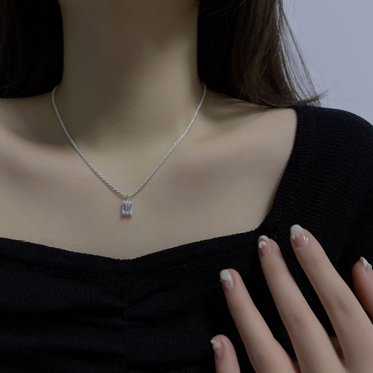 Pendentif en Zircon pour femmes, colliers de luxe légers pour minorités