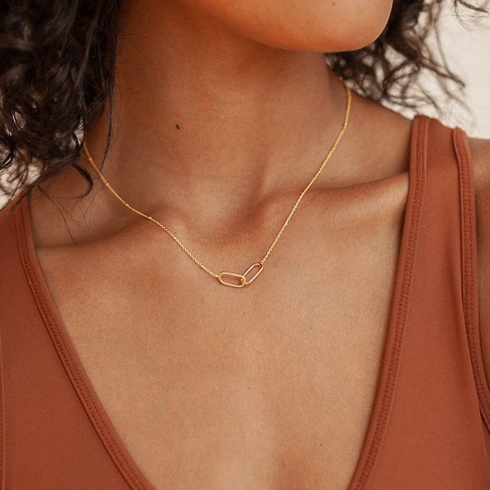 Women's Cold Style Geometric Simple Cross Buckle Necklaces