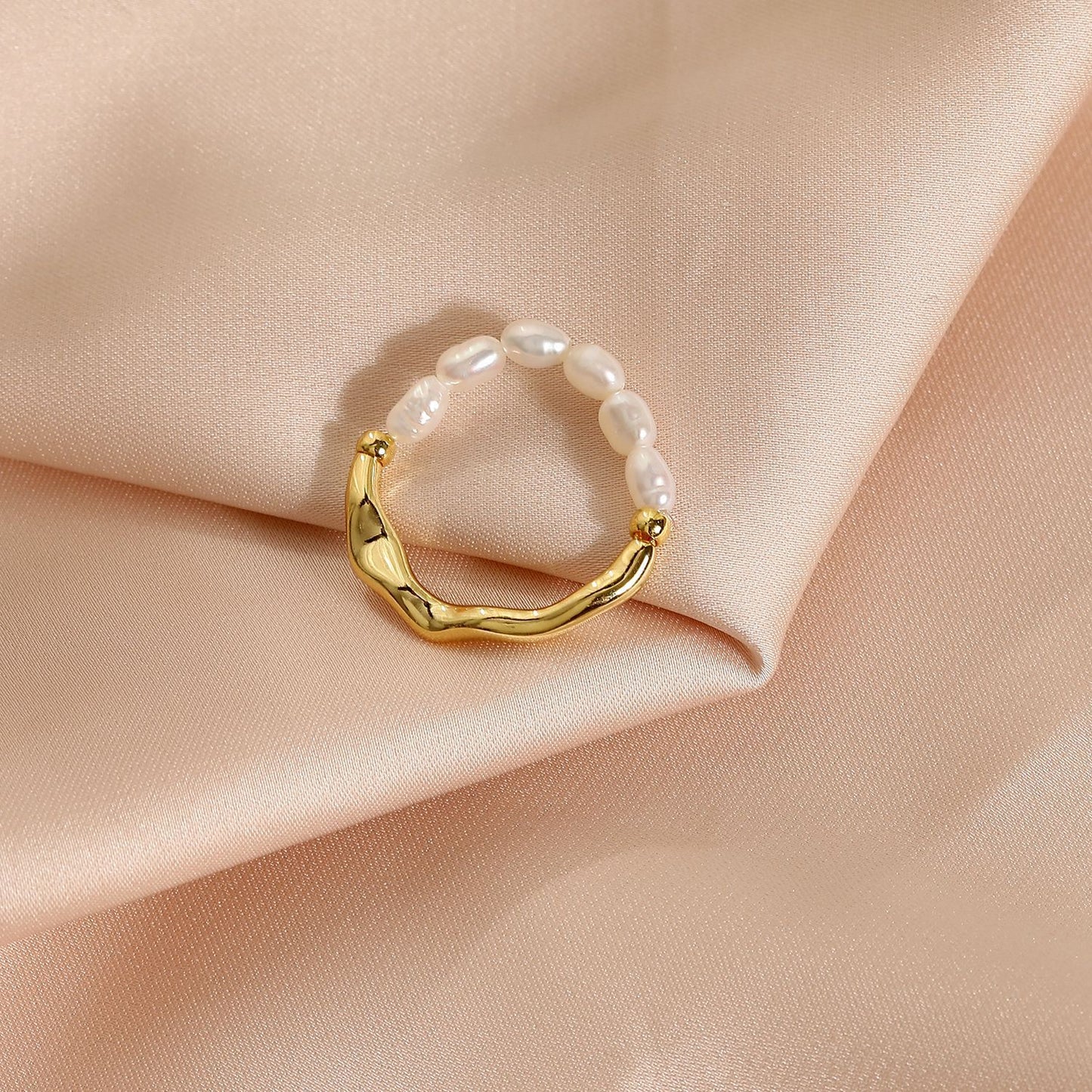 Women's Freshwater Pearl Design Style Fashion Rings