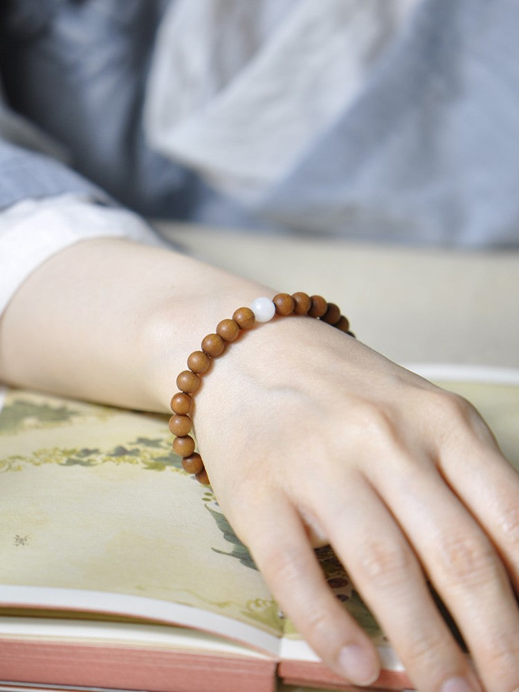 Bracelets chapelet naturel haute densité en sandales indonésiennes