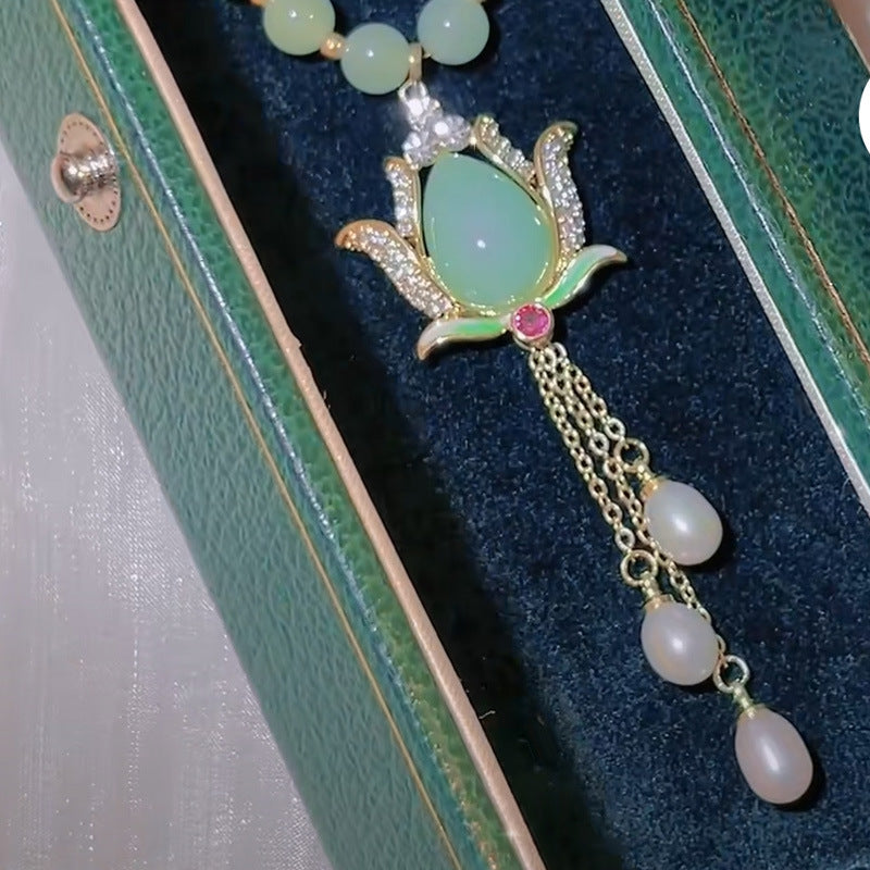 Women's Trendy Diamond Lotus Imitation Pearl Light Luxury Clavicle Necklaces