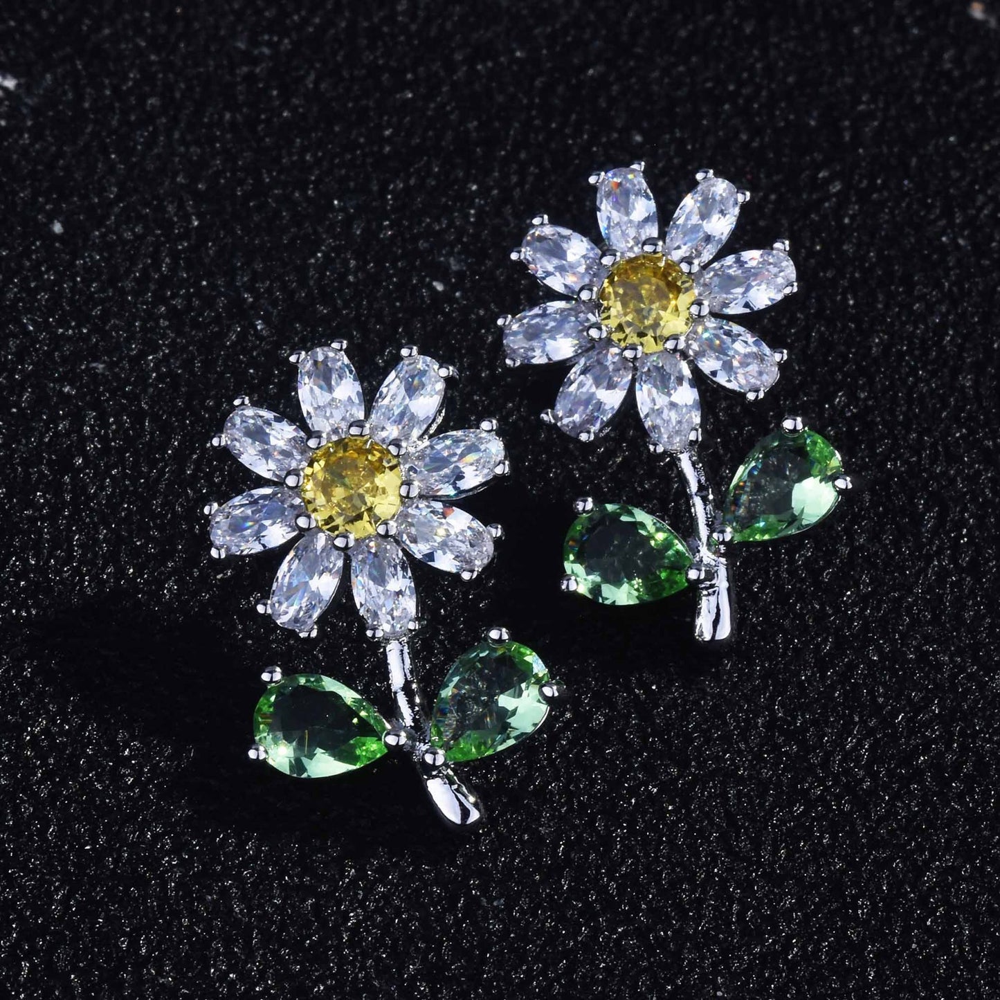 Boucles d'oreilles Flash Little Daisy en diamant à haute teneur en carbone