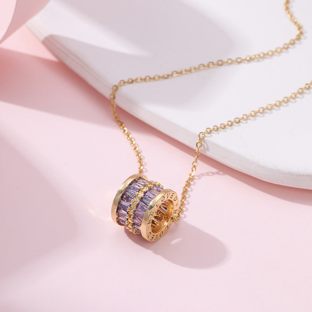 Female Refined Stylish Versatile Light Luxury Necklace