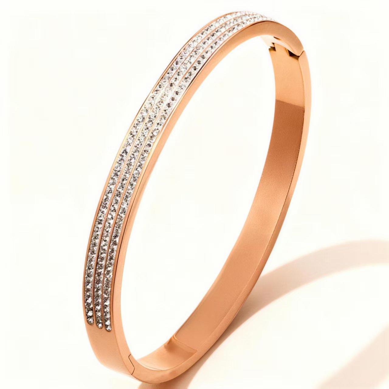 Innovative Stainless Steel Titanium Fashion Gold-plated Bracelets
