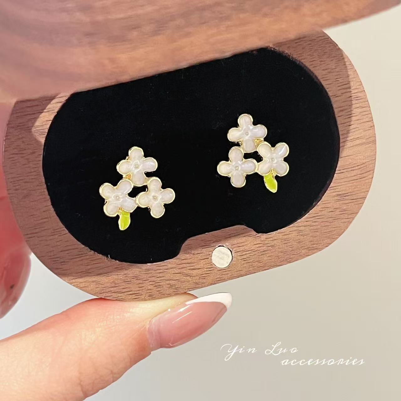 Glaze Flowers Female Sweet Gentle Temperament Earrings