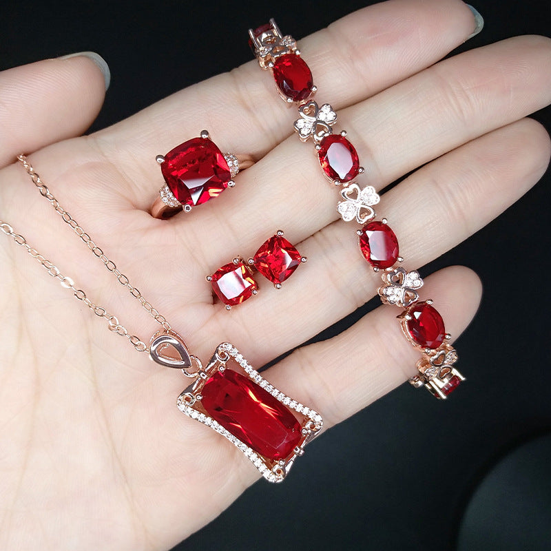 Ruby Rose Gold High-grade Red Diamond Ear Jewelry Set