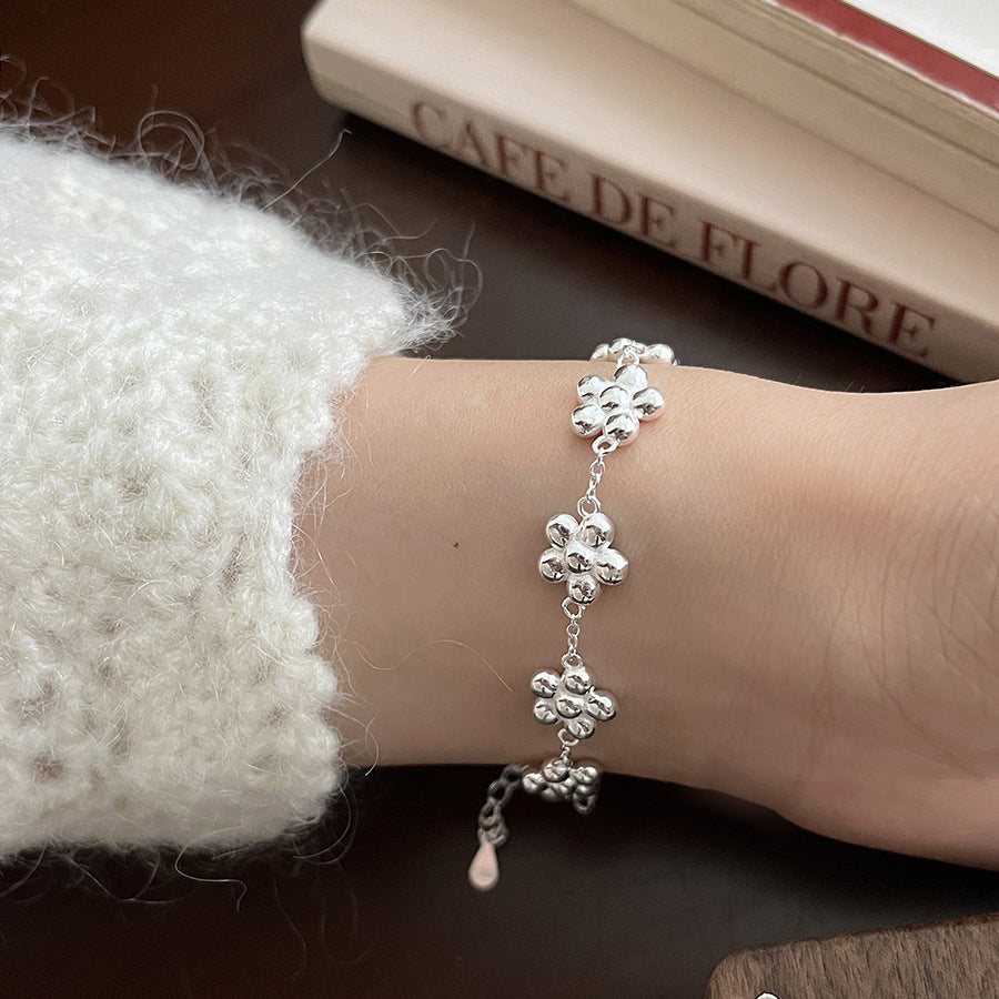 Damen-Armbänder mit kleinen Blumen aus Sterlingsilber für Design