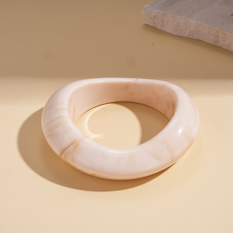 Women's Irregular Resin Minority Simple Retro Temperament Personality Fashion Design Unique Bracelets