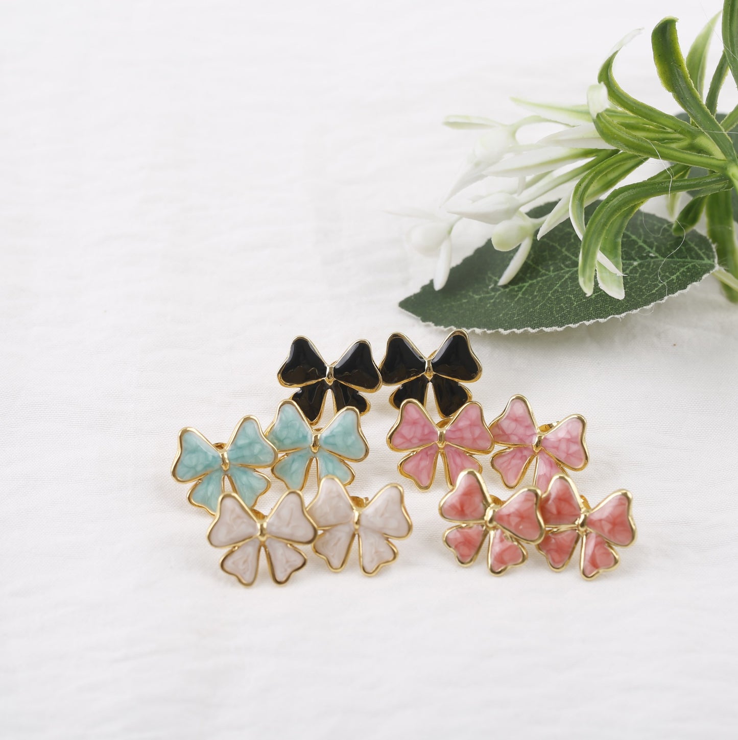 Bow Fashion Dripping Female Temperament Personality Stud Earrings
