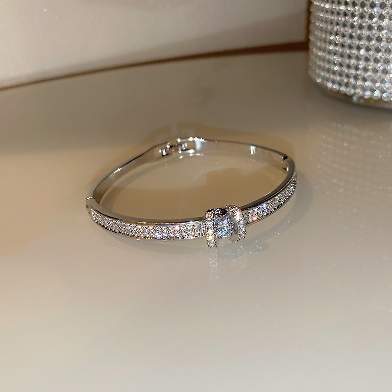 Round Light Luxury High-grade Fashion Minimalist Bracelet