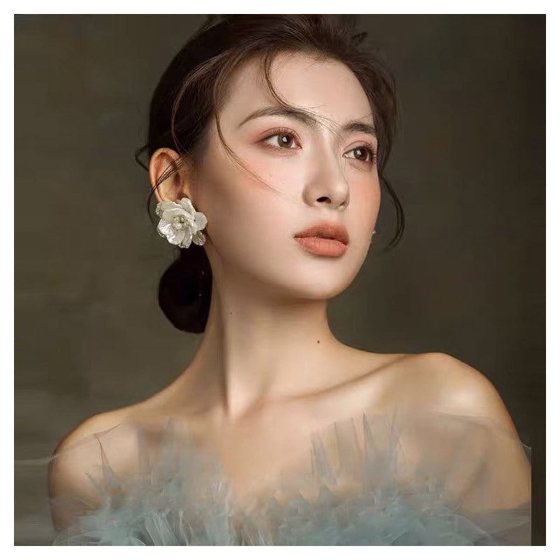 French Style Elegant Flowers Temperament Beautiful Pearl Design Bridal Wedding Rings
