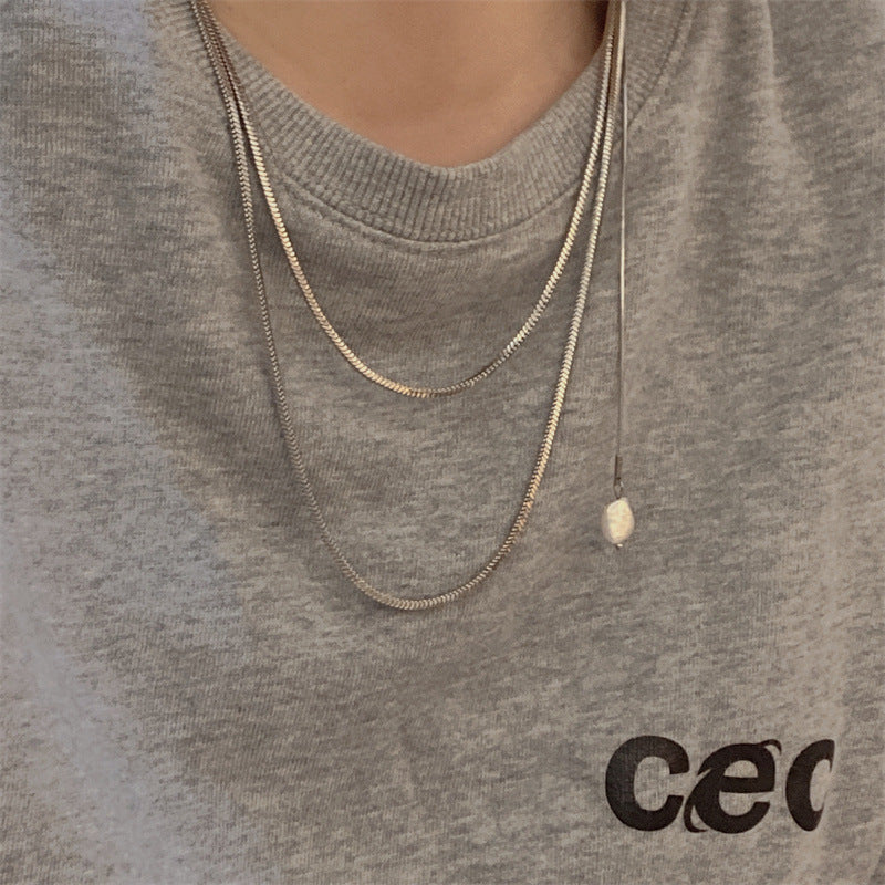 Einfache, hochwertige, leichte, luxuriöse Hip-Hop-Schlüsselbeinketten-Halsketten mit Perlen