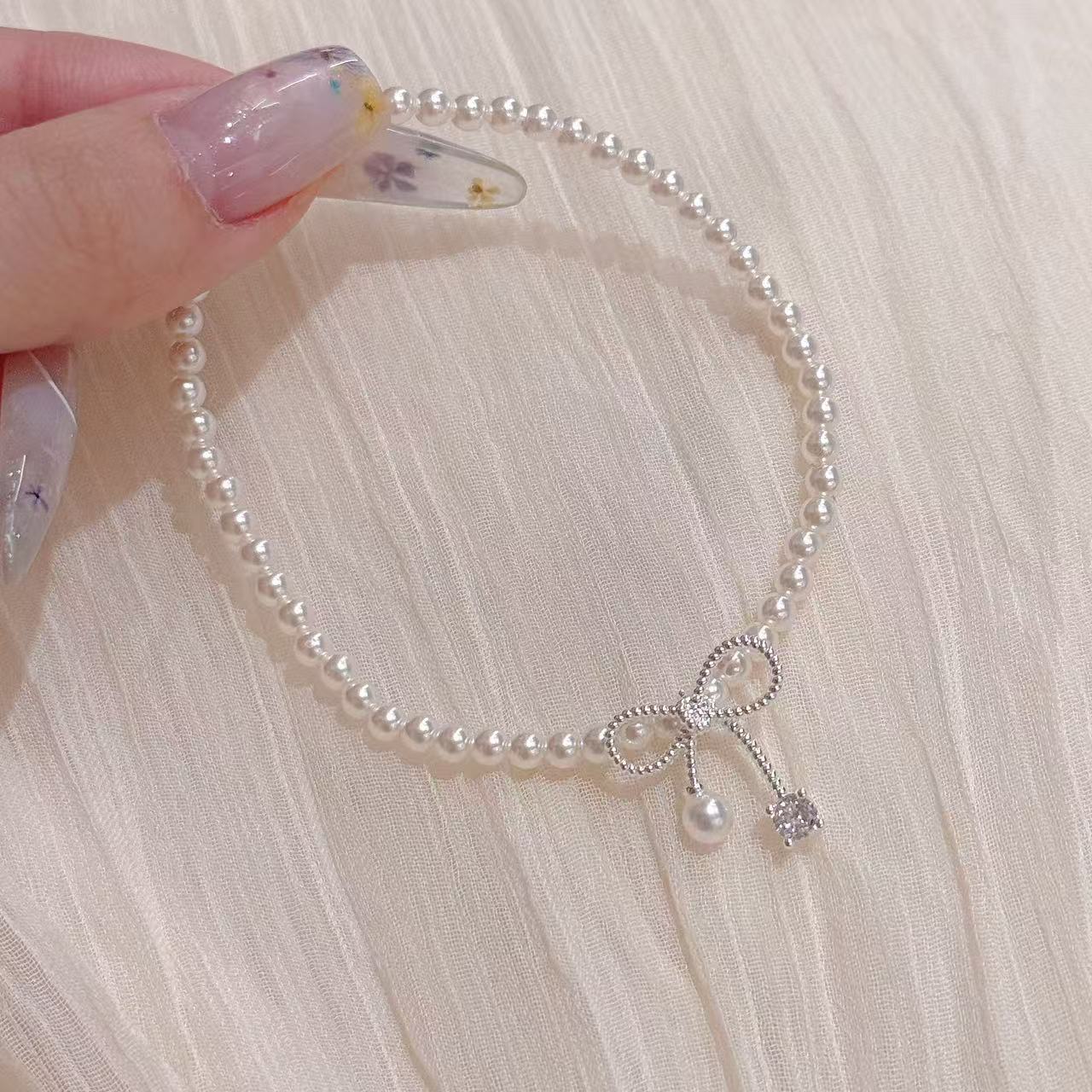 Bow Light Luxury High-grade Sweet Simple Style Pearl Refined Grace Bracelets