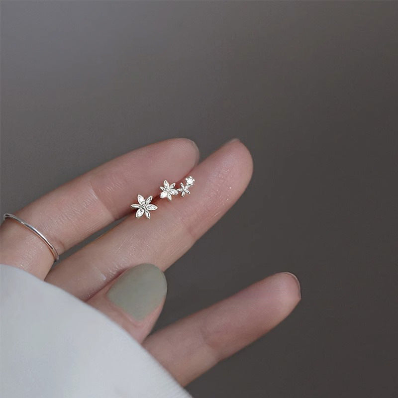 Women's Style Flower Minimalist Fashion High-grade Exquisite Light Earrings