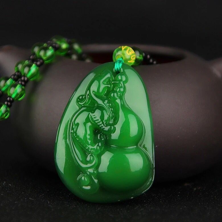 Green Jade Goddess Buddha Hand Maitreya Sweater Chain Safety Buckle Necklaces