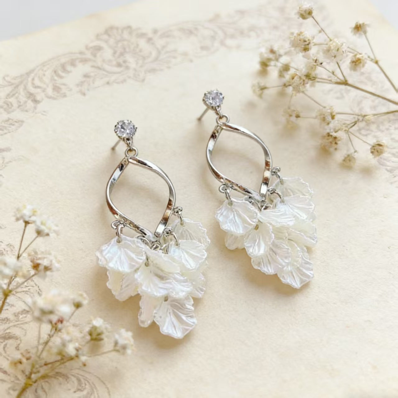 Style Fairy Petal Fringed Light Luxury High-grade Design Earrings
