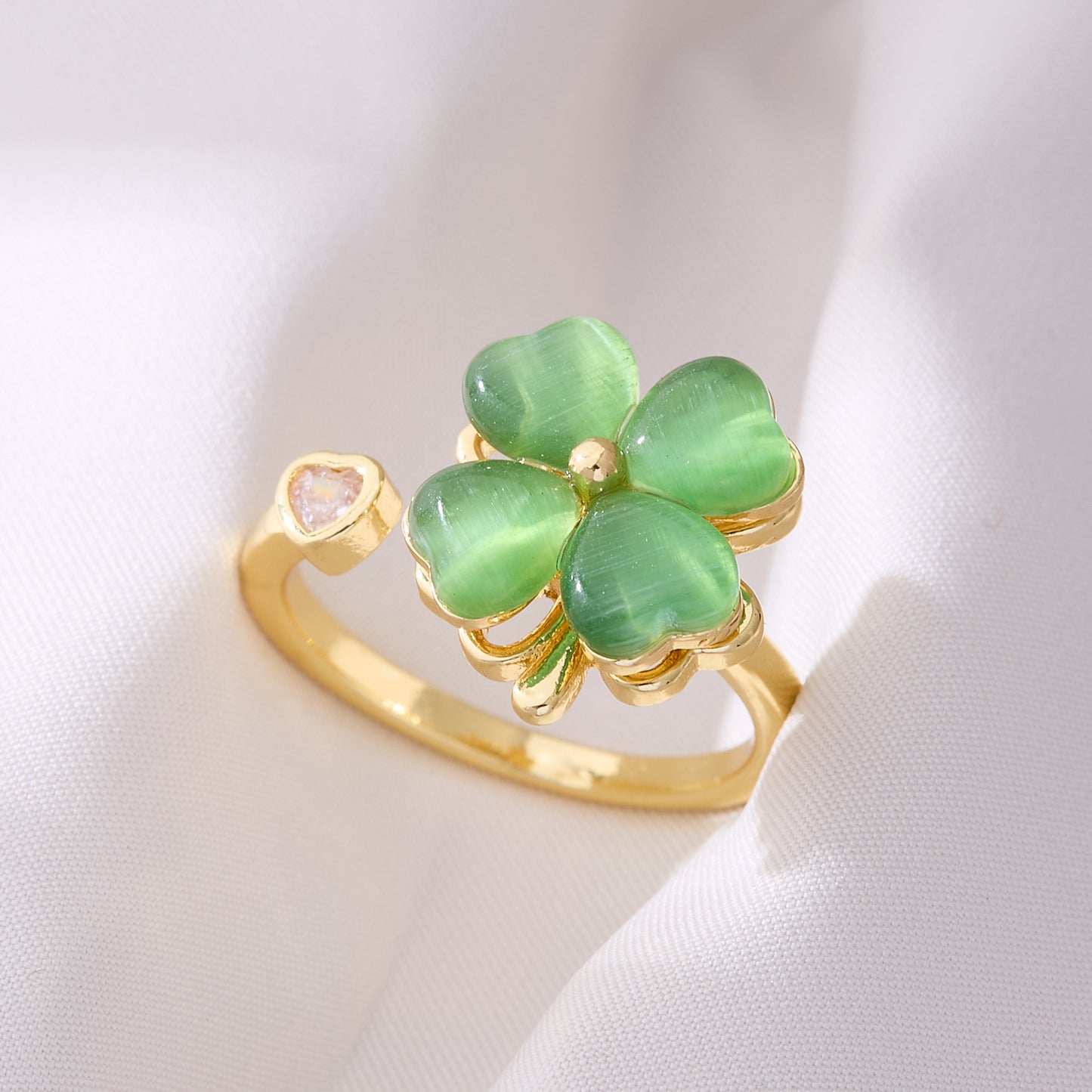 Clover Green Opal Rotatable Ear Fashion Jewelry Set
