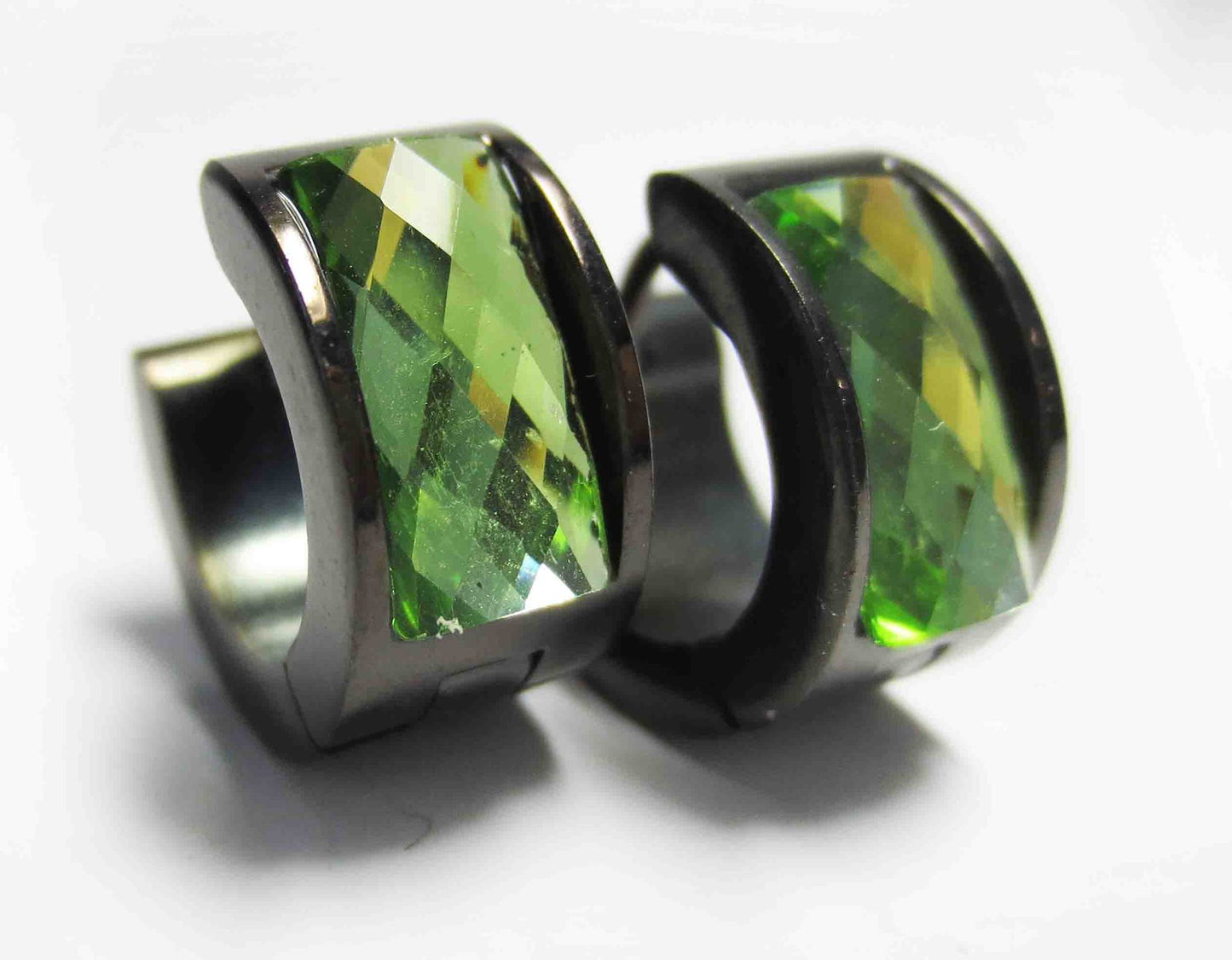 Women's & Men's Steel Clips Geometric Rhinestone Titanium Color Acrylic Ear Buckle