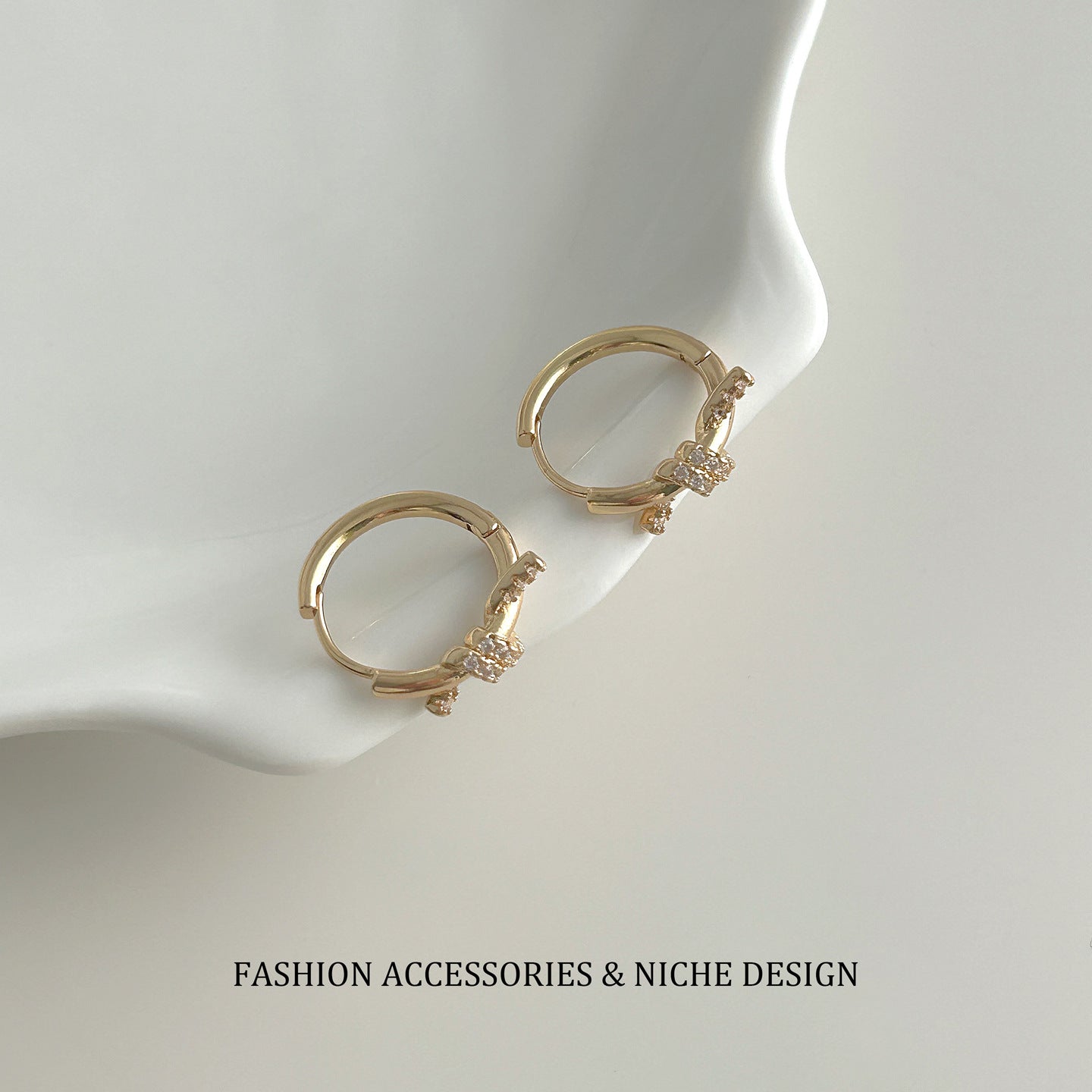 Knotted Round Clip Personalized Cold Style Rings