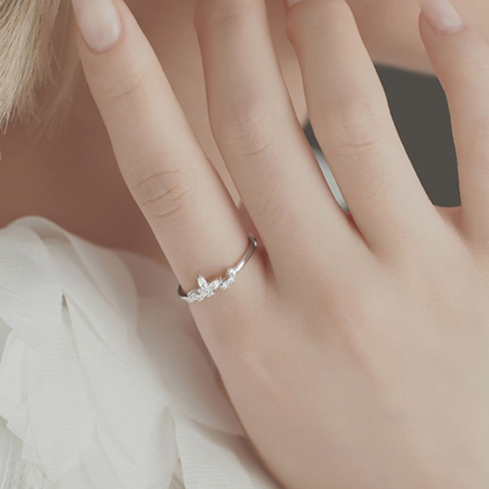 Women's Bud Butterfly Light Luxury Fashion Korean Style Design Fine Circle Ring