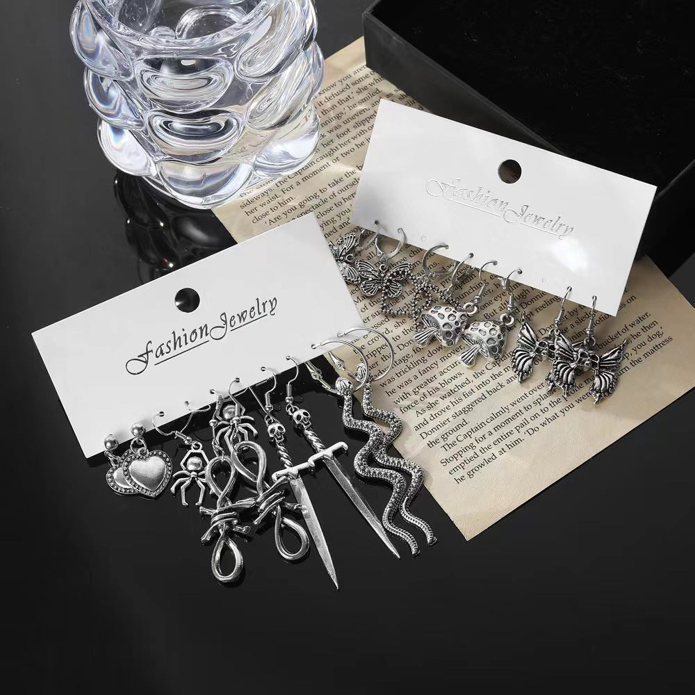 Creative Retro Exaggerated Snake Dagger Spider Earrings