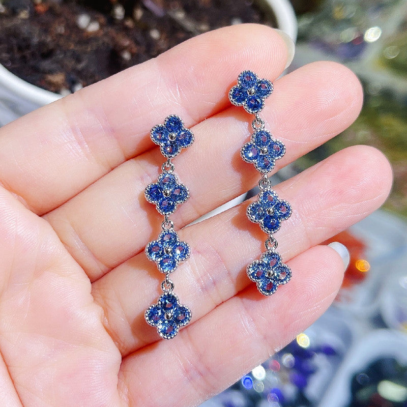Elegantly With Clover Exuding Ear Accessory Stud Earrings