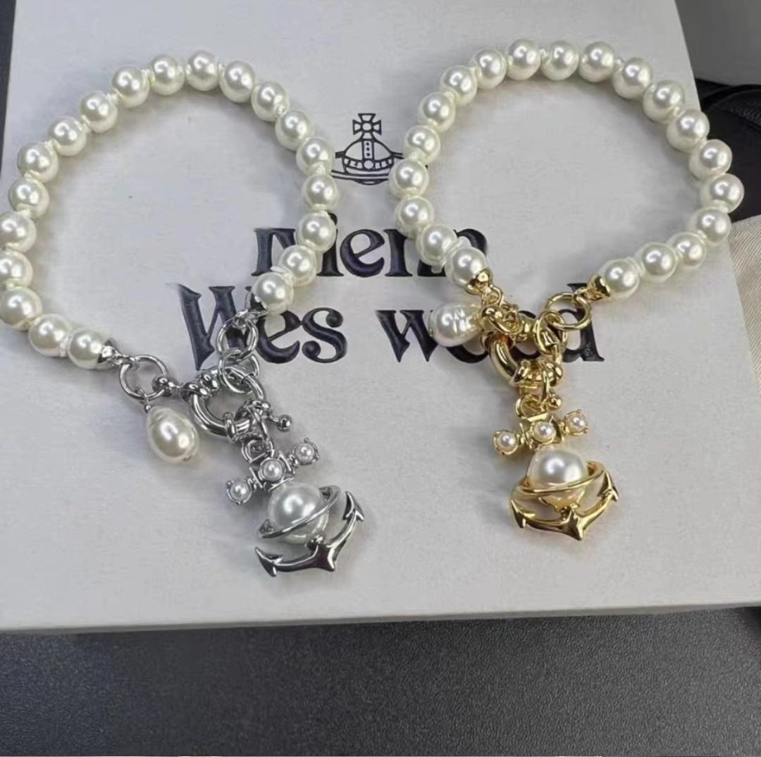 Women's Queen Mother Of The West Boat Necklaces