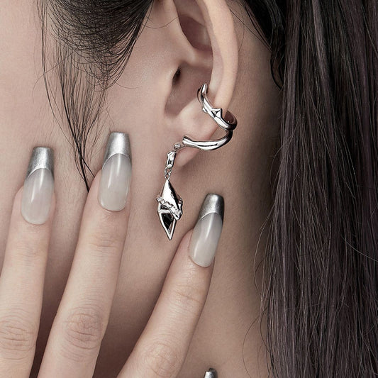 Fallen Meteorite Black Irregular Zircon Ear Clip Female Cold Feeling Earrings
