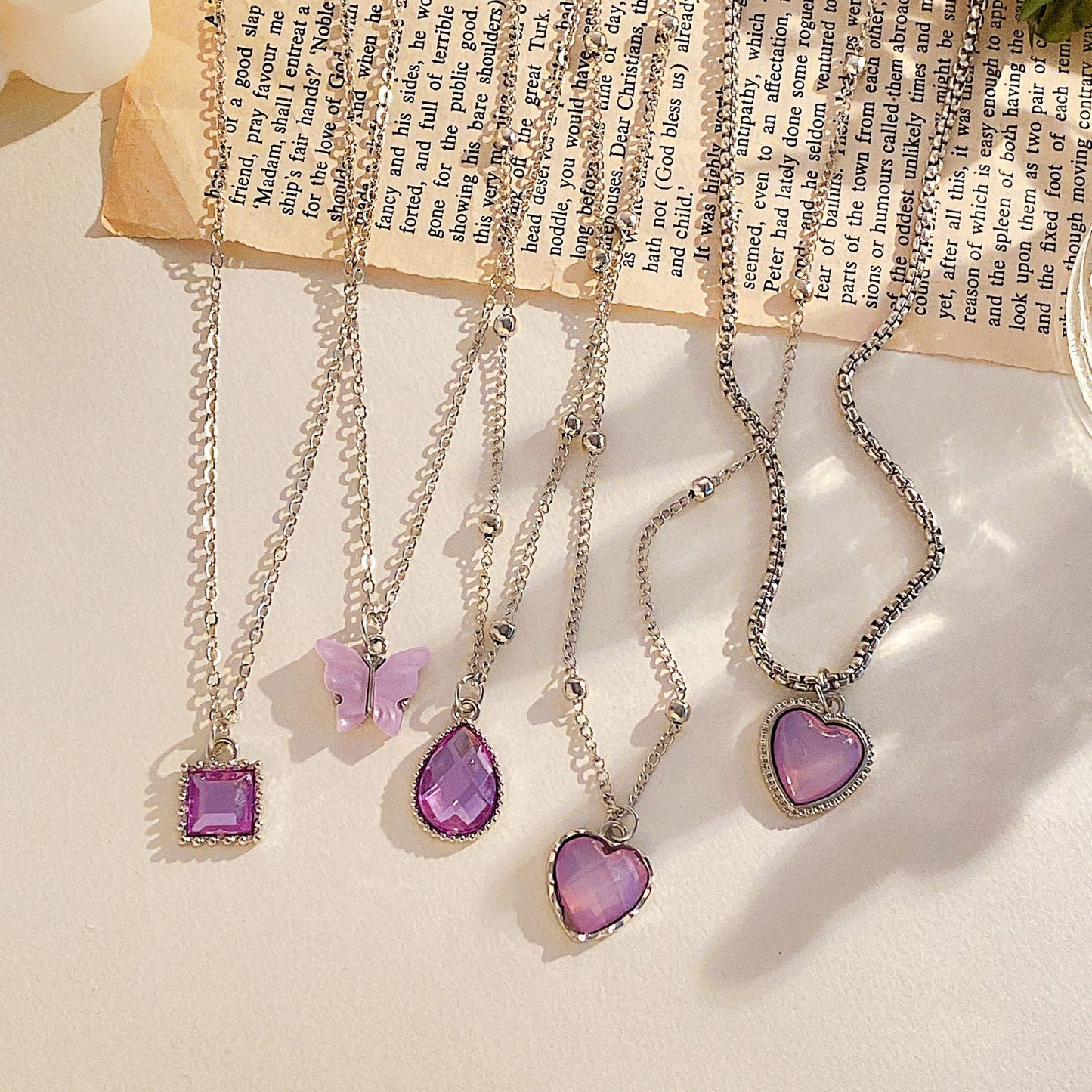 Creative High Sense Niche Drop-shaped Pendant Necklaces