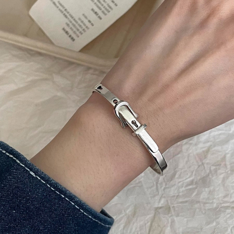 Vachette Clasp Buckle Female Affordable Luxury Bracelet